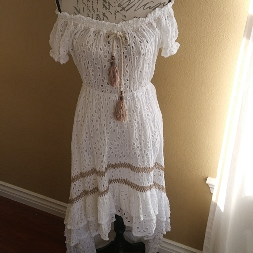 Gorgeous dress!